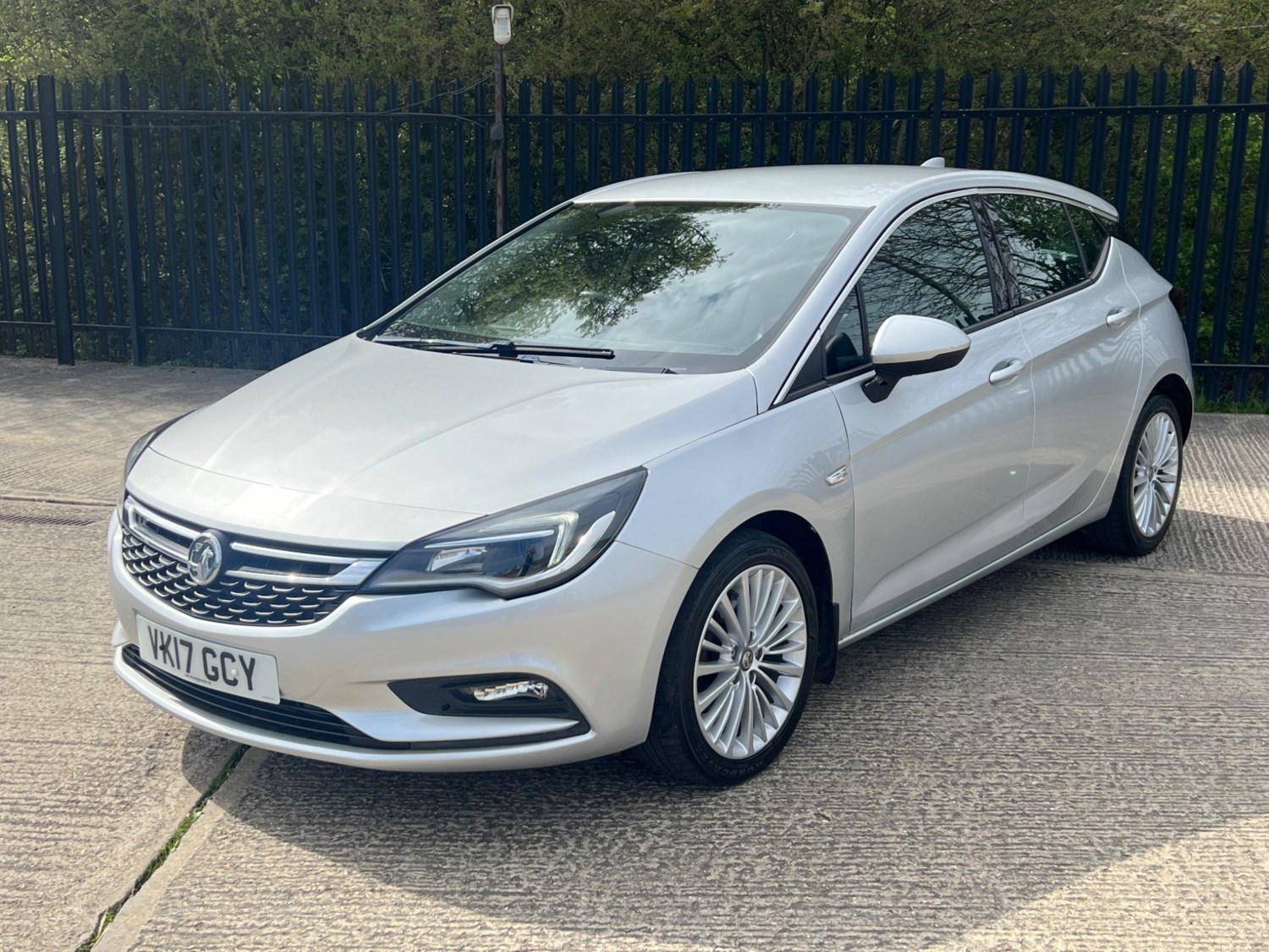 Vauxhall Astra Listing Image