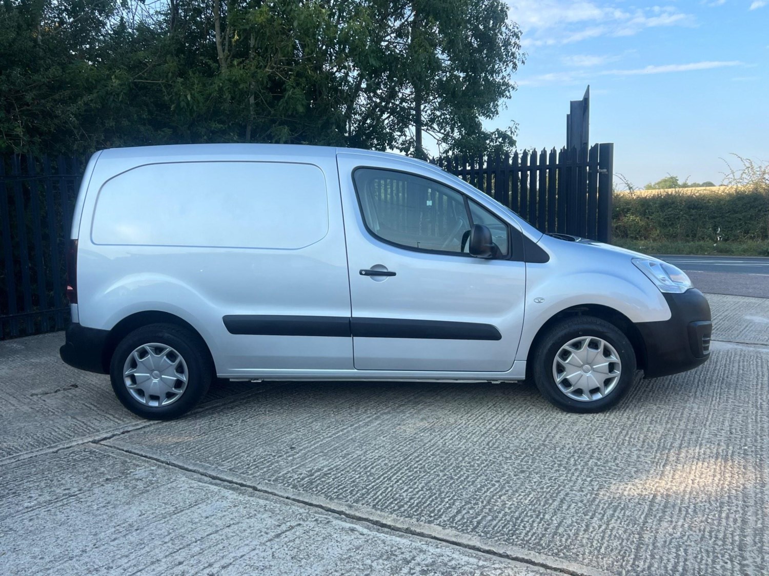 Citroen Berlingo Listing Image