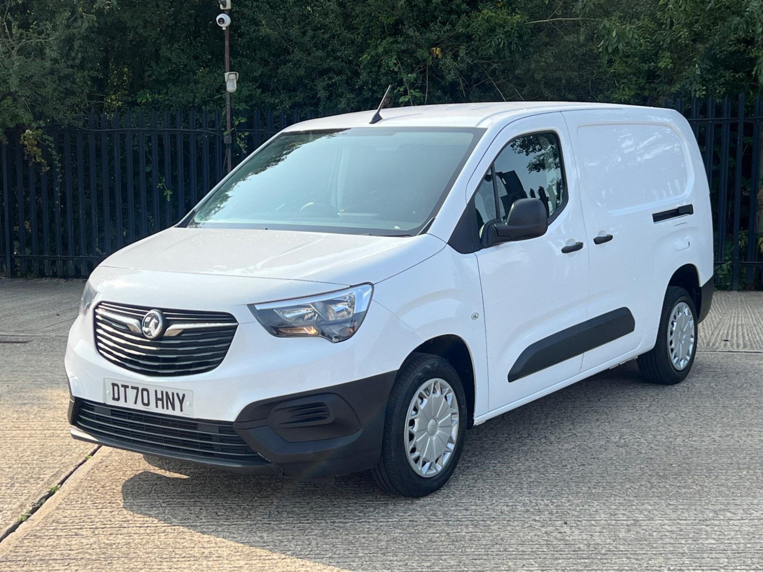 Vauxhall Combo Listing Image