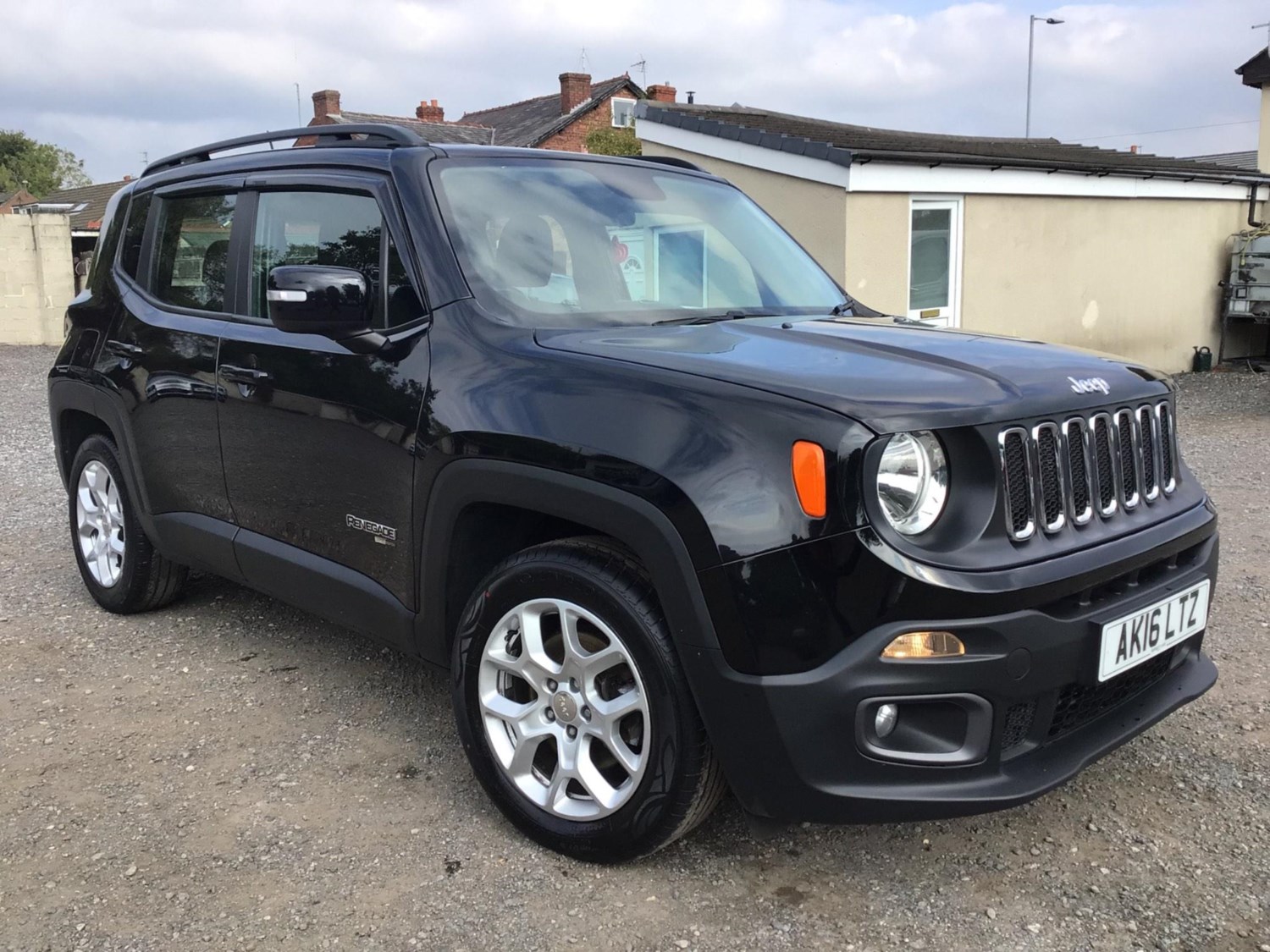 Jeep Renegade Listing Image