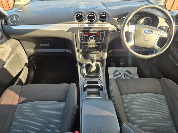 Ford S-Max Listing Image