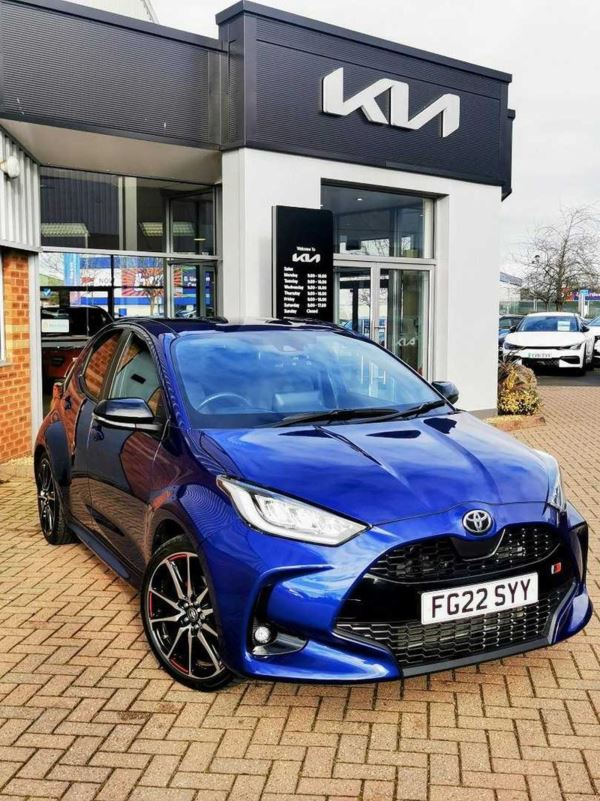  Toyota Yaris Gr Sport Hev Cvt Automatic For Sale In Loughborough, Leicestershire
