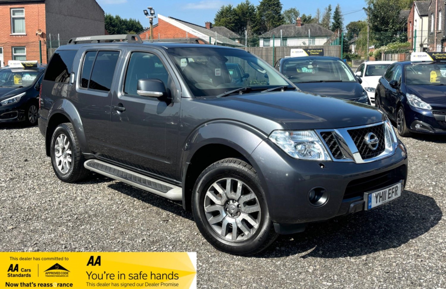 Nissan Pathfinder Listing Image