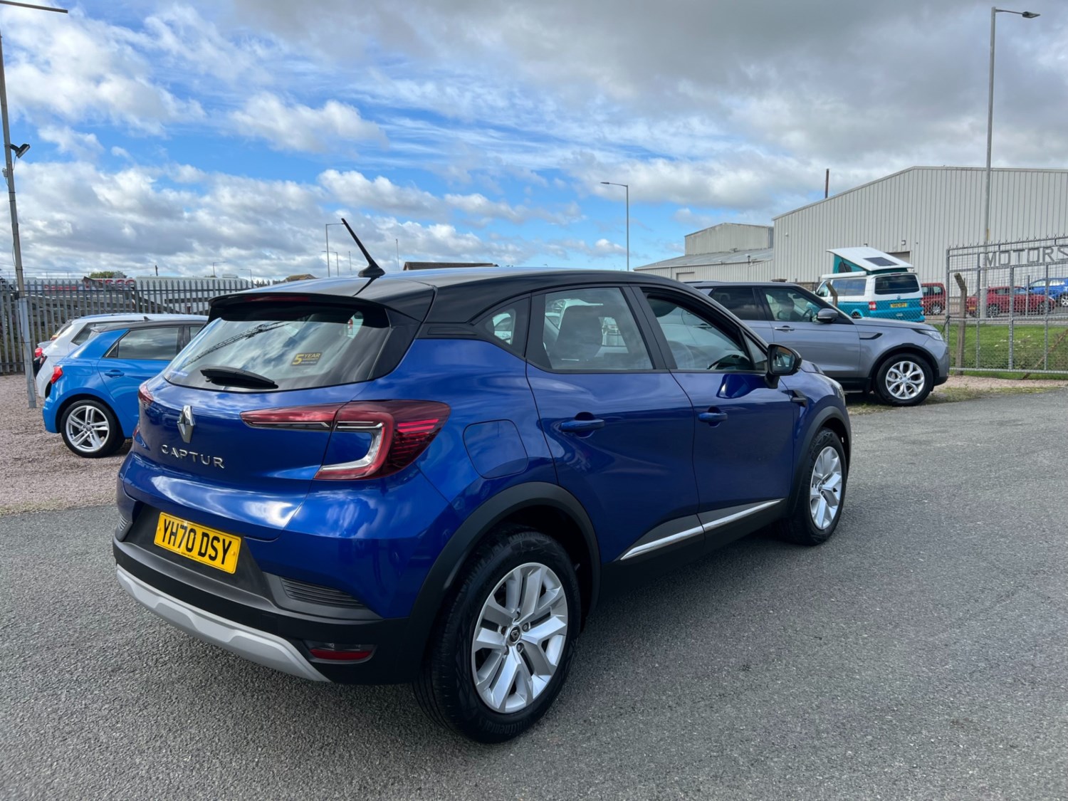 Renault Captur Listing Image