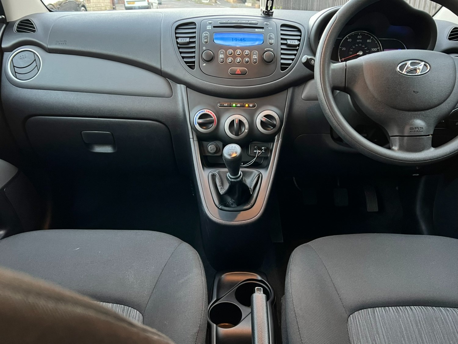 Hyundai i10 Listing Image