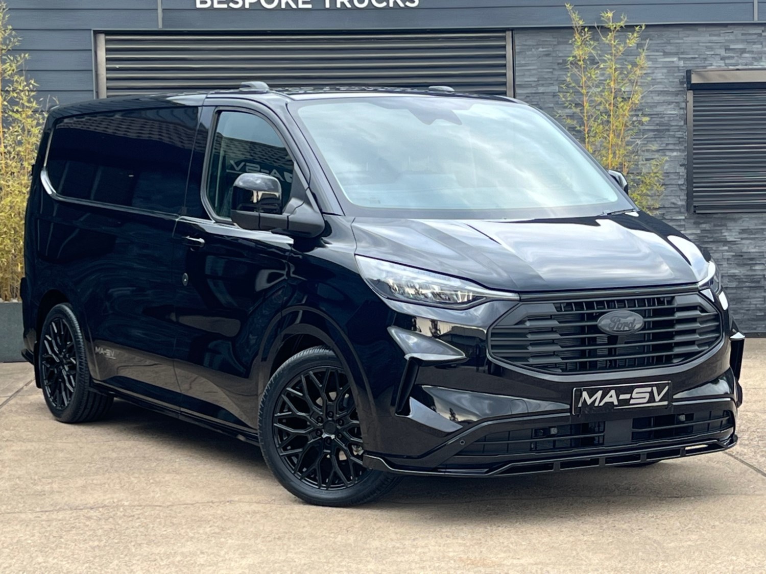 Ford Transit Custom Listing Image