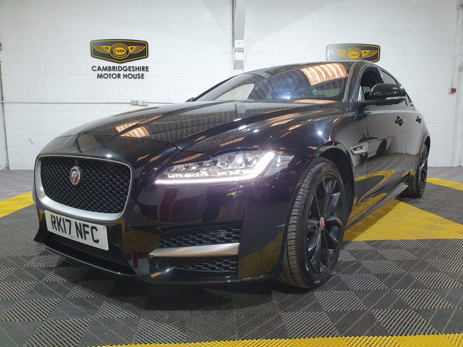 Jaguar XF Listing Image