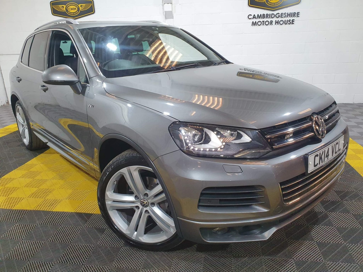 Volkswagen Touareg Listing Image