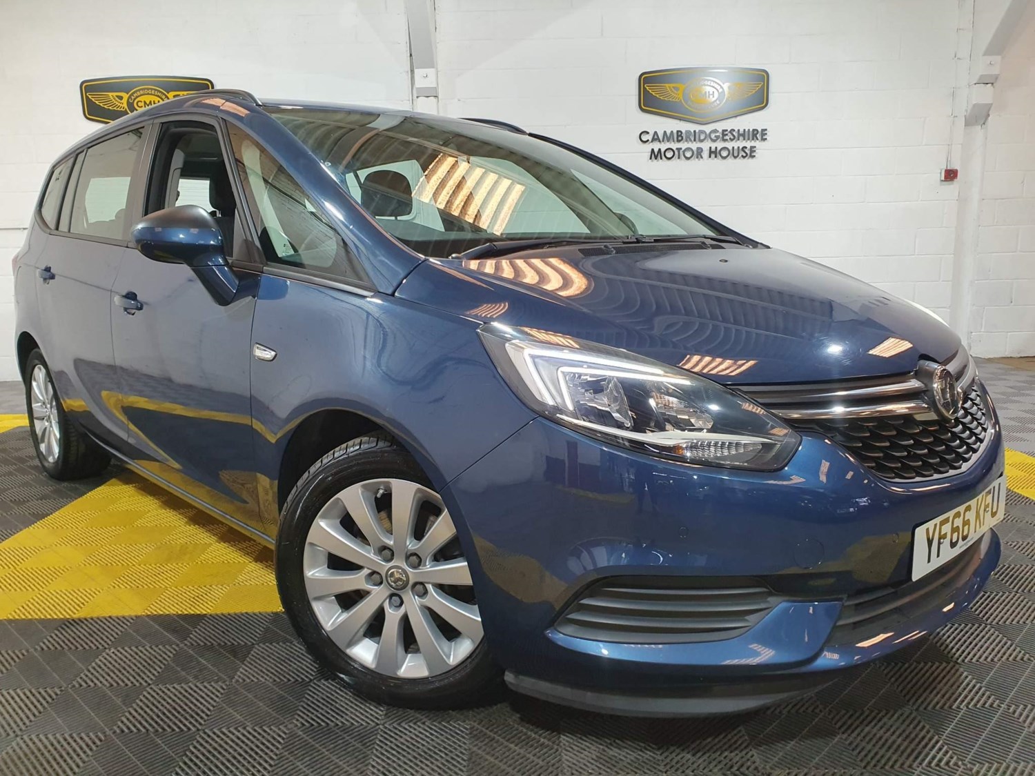 Vauxhall Zafira Tourer Listing Image