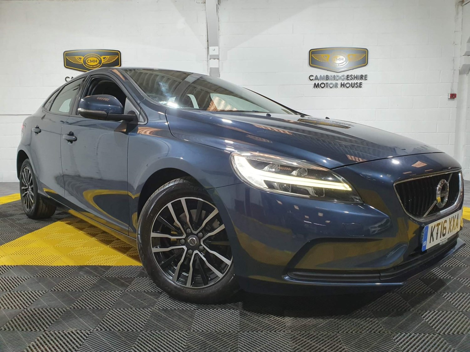 Volvo V40 Listing Image