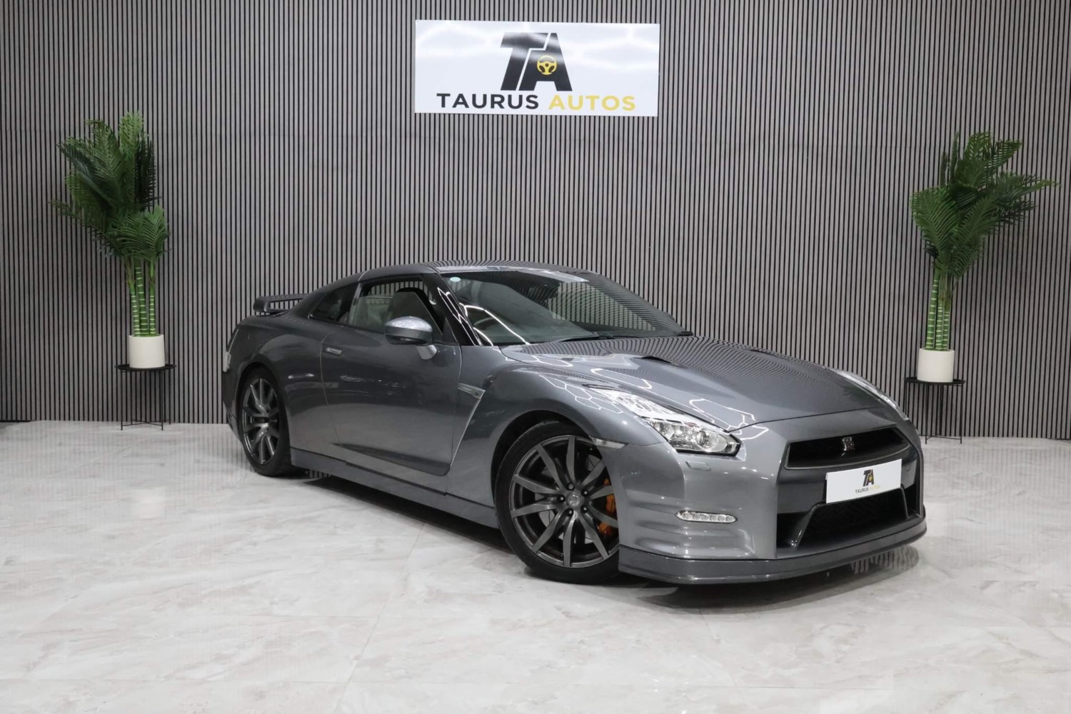 Nissan GT-R Listing Image