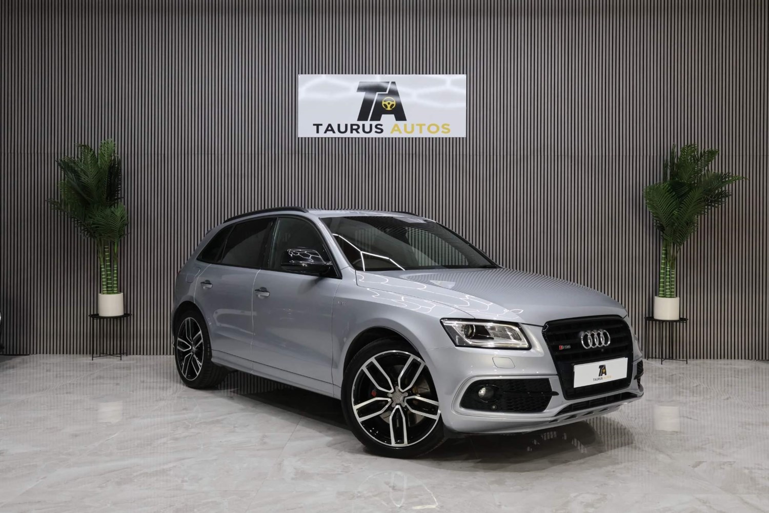 Audi SQ5 Listing Image