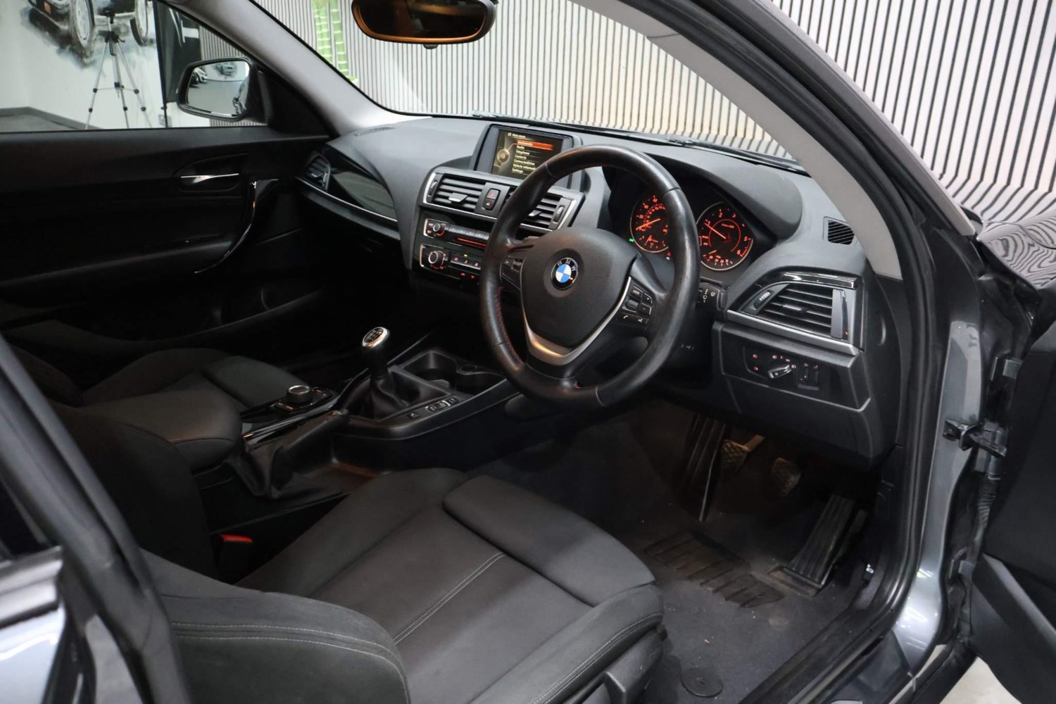 BMW 2 Series Listing Image