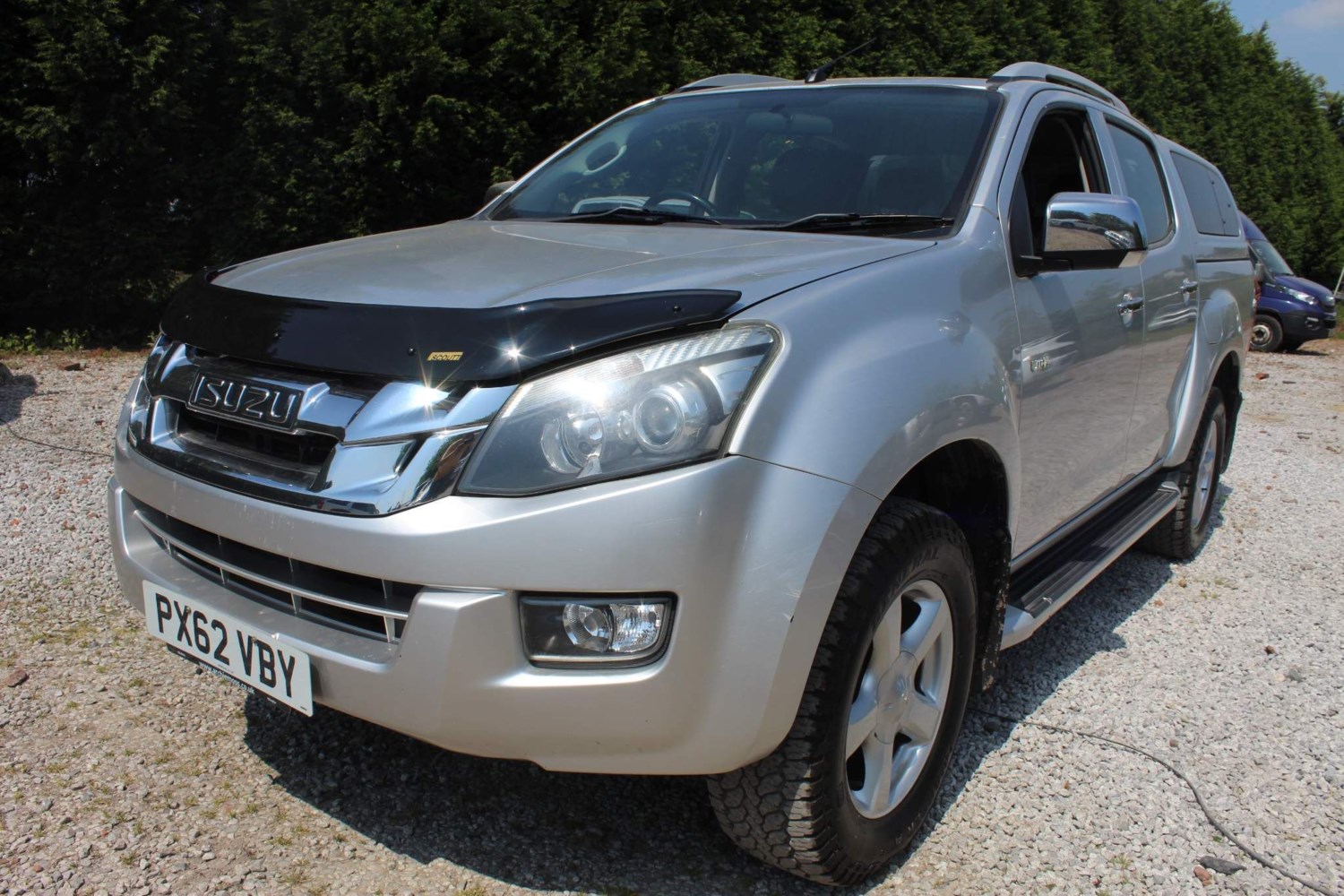 Isuzu D-Max Listing Image