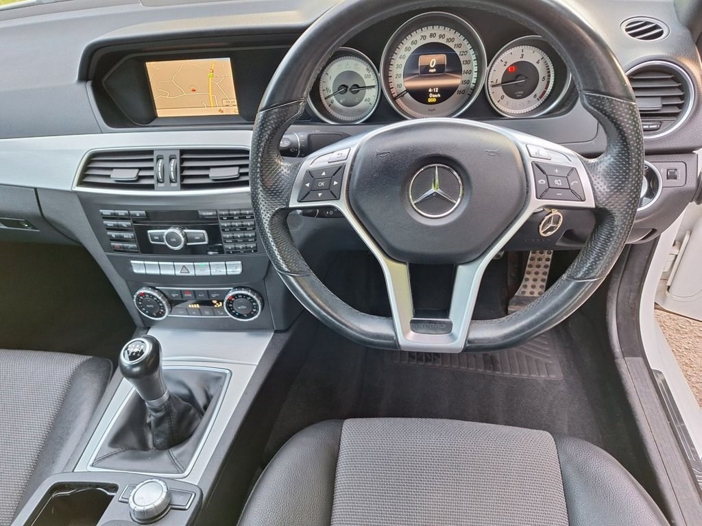 Mercedes-Benz C-Class Listing Image