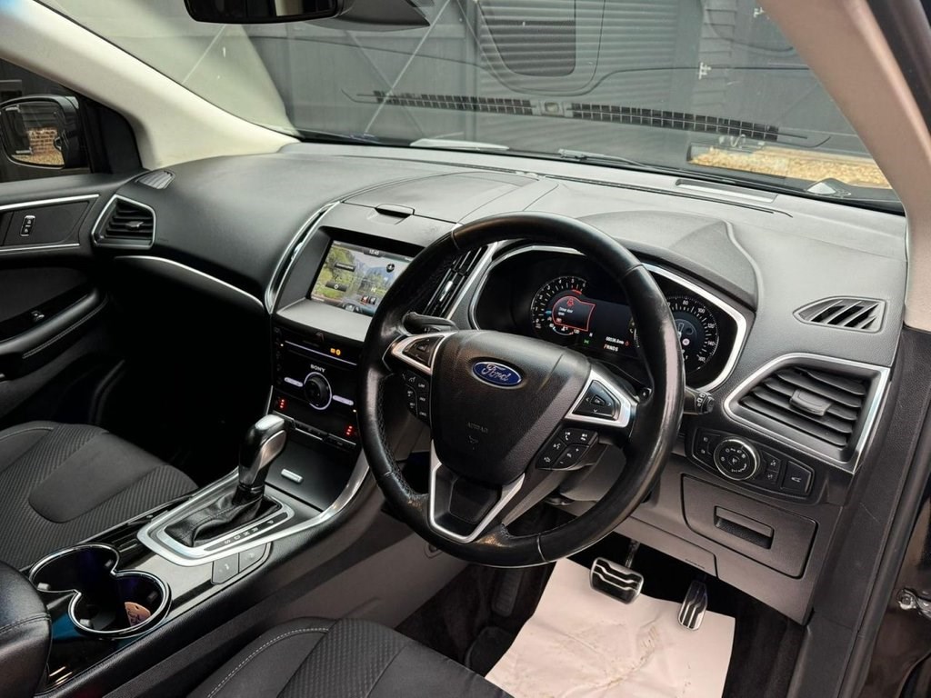 Ford Edge Listing Image