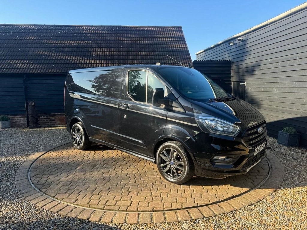 Ford Transit Custom Listing Image