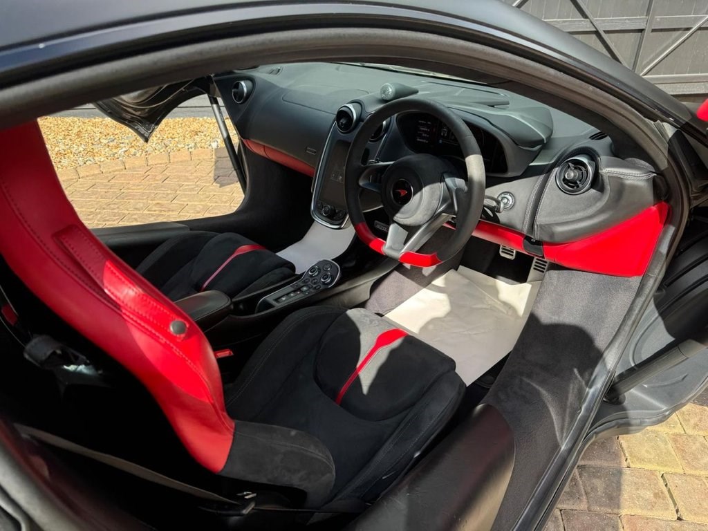 McLaren 570S Listing Image