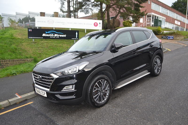 Hyundai TUCSON Listing Image