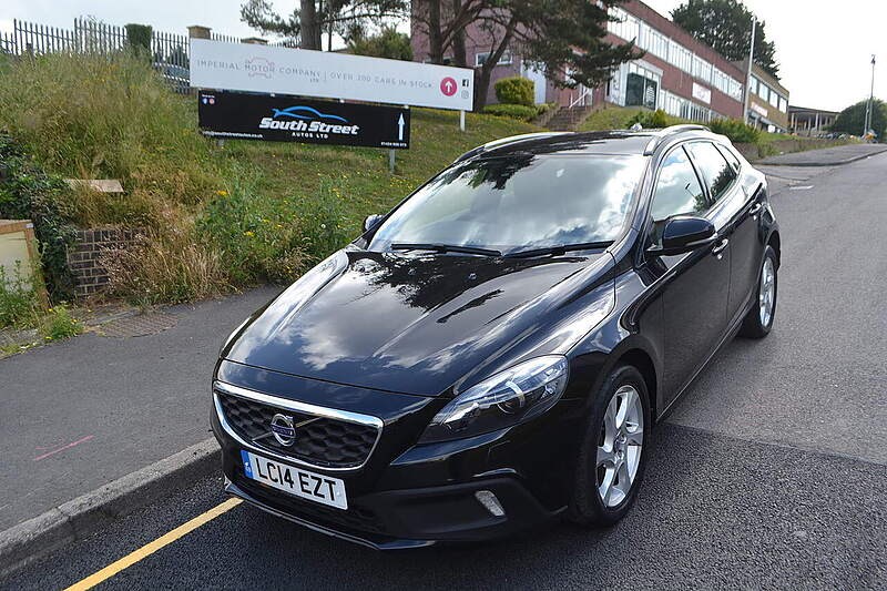 Volvo V40 Cross Country Listing Image