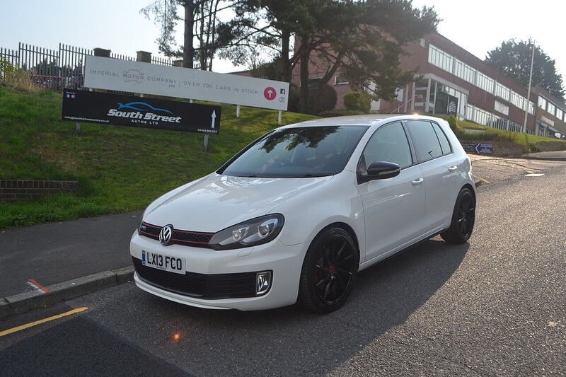 Volkswagen Golf Listing Image