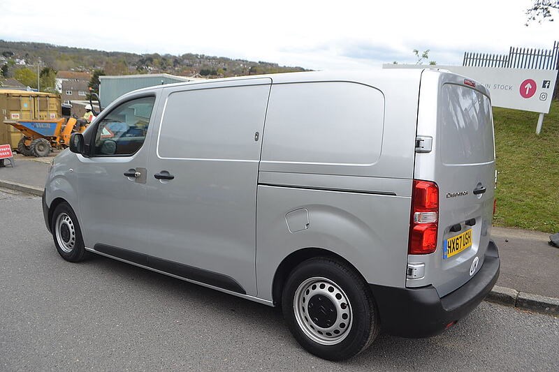 Citroen Dispatch Listing Image