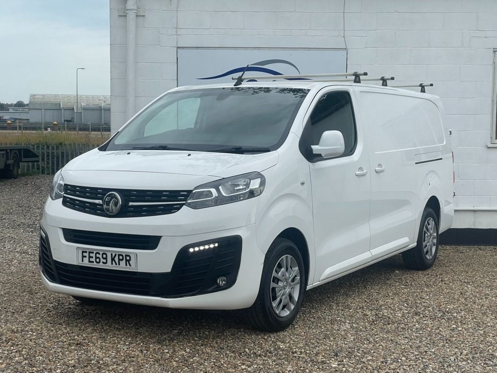 Vauxhall Vivaro Listing Image