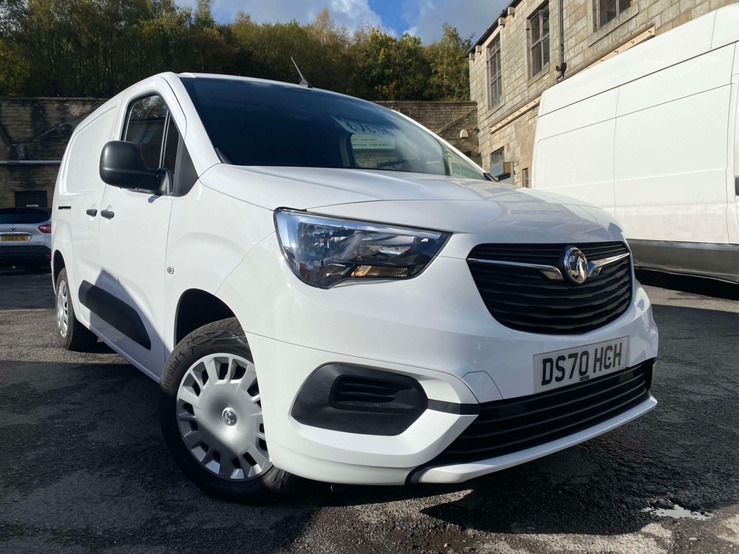 Vauxhall Combo Listing Image