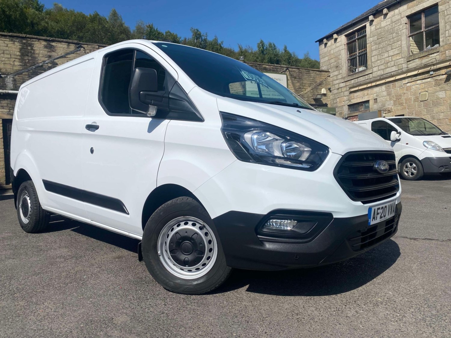 Ford Transit Custom Listing Image