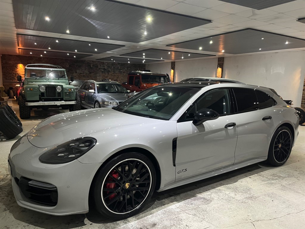 Porsche Cayenne Listing Image