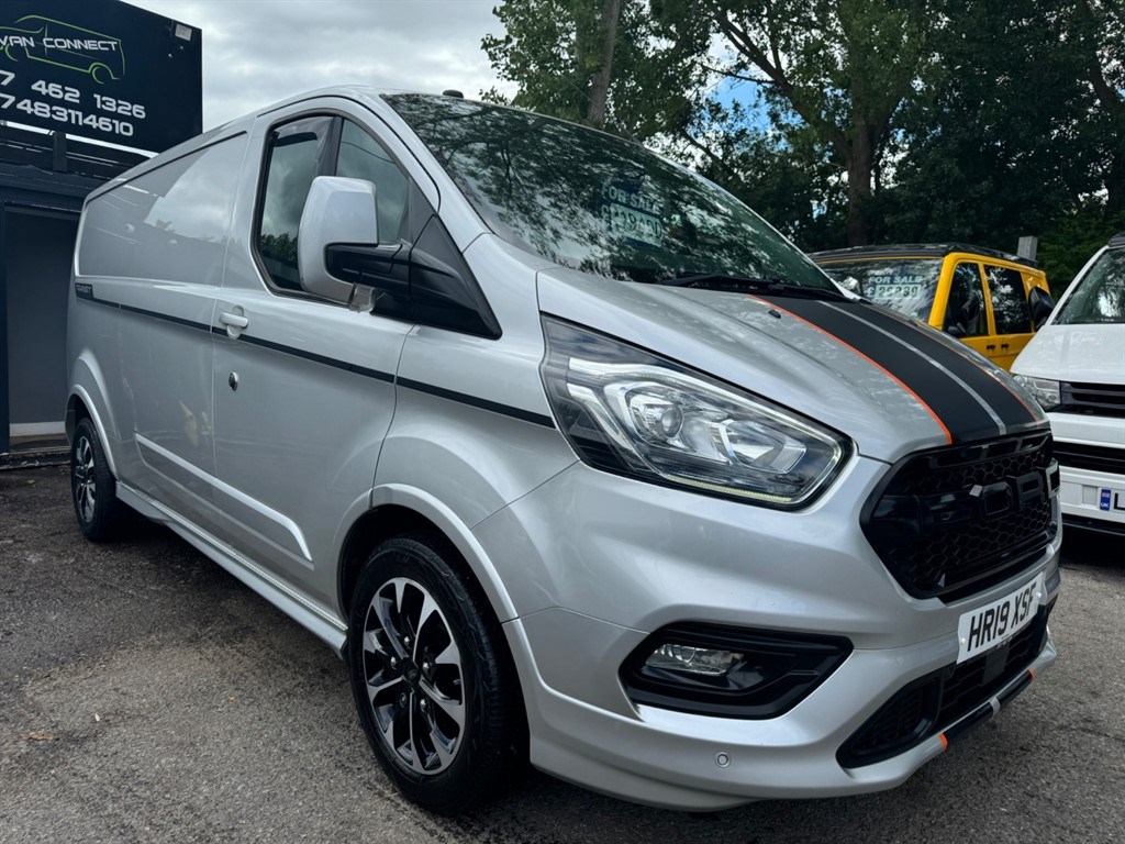 Ford Transit Custom Listing Image