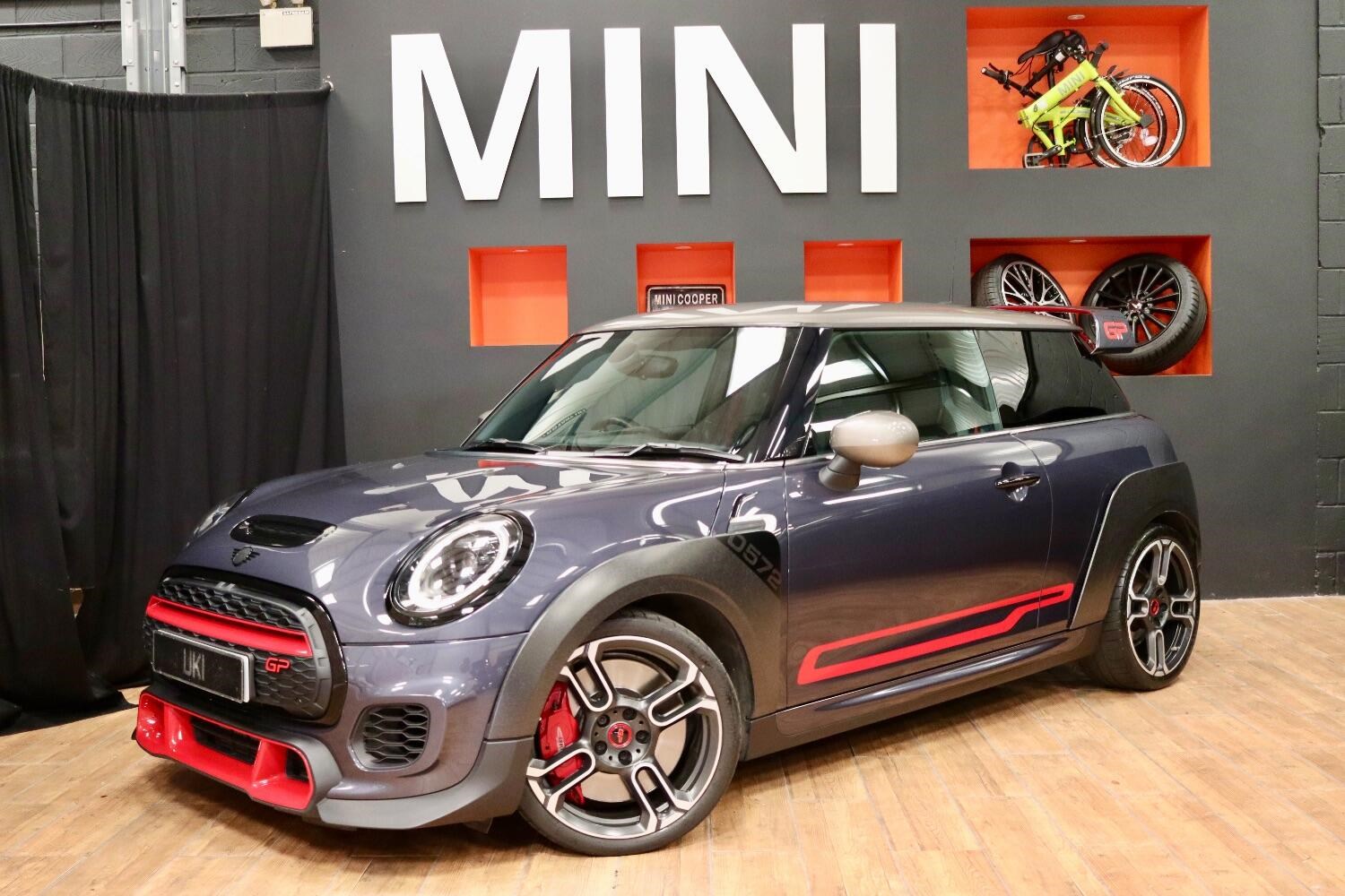 MINI Hatch Listing Image