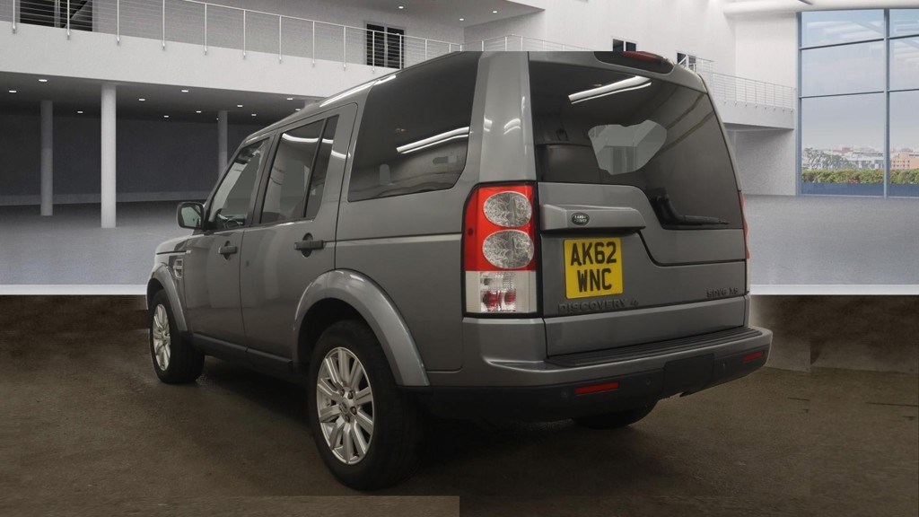 Land Rover Discovery Listing Image