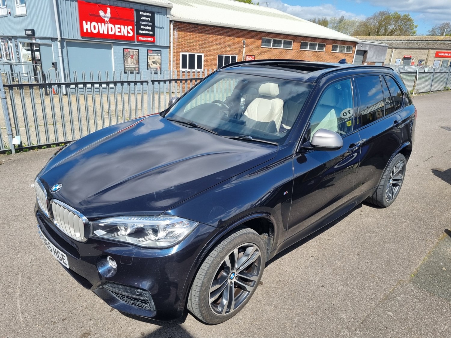 BMW X5 Listing Image