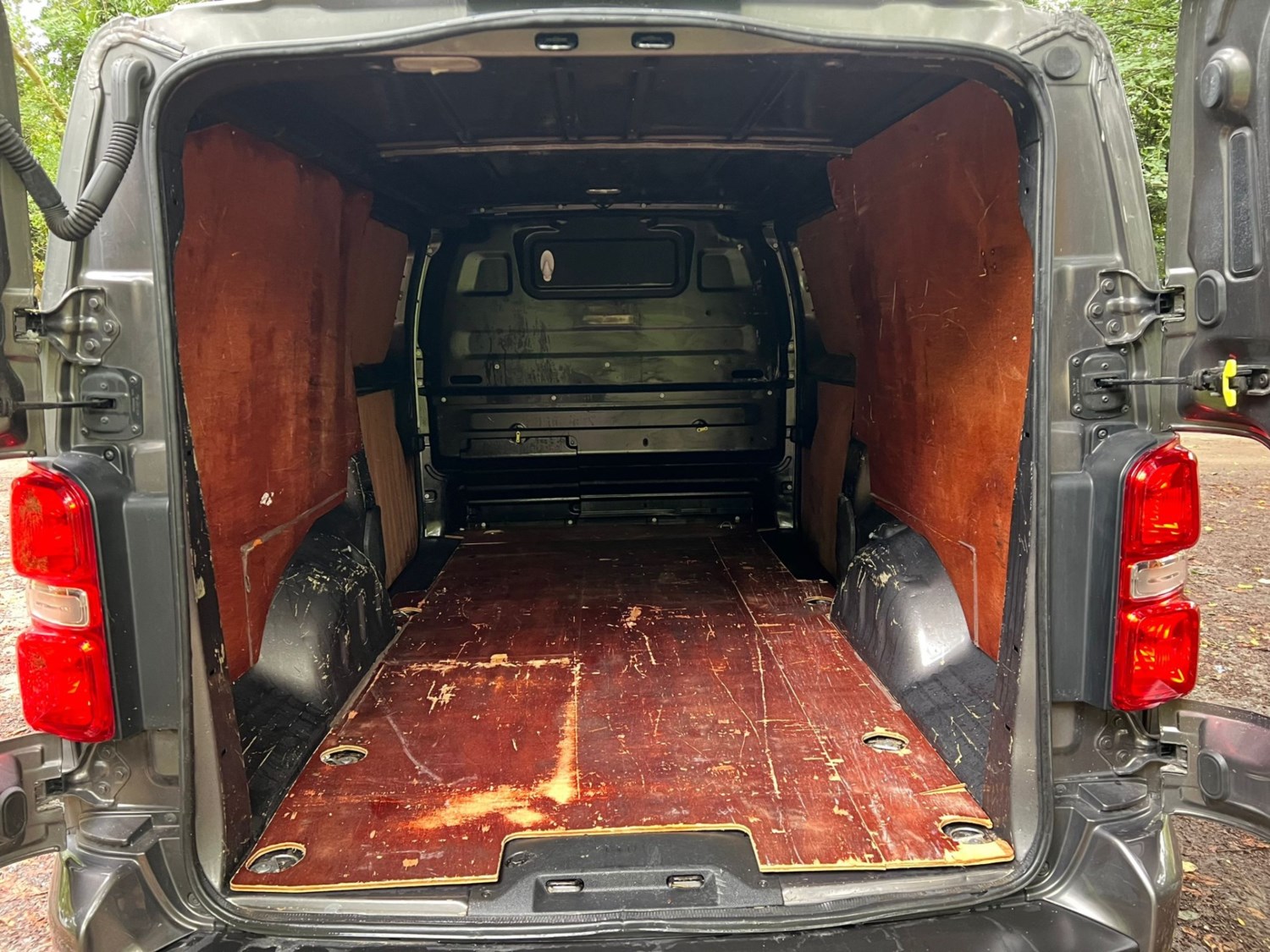 Vauxhall Vivaro Listing Image