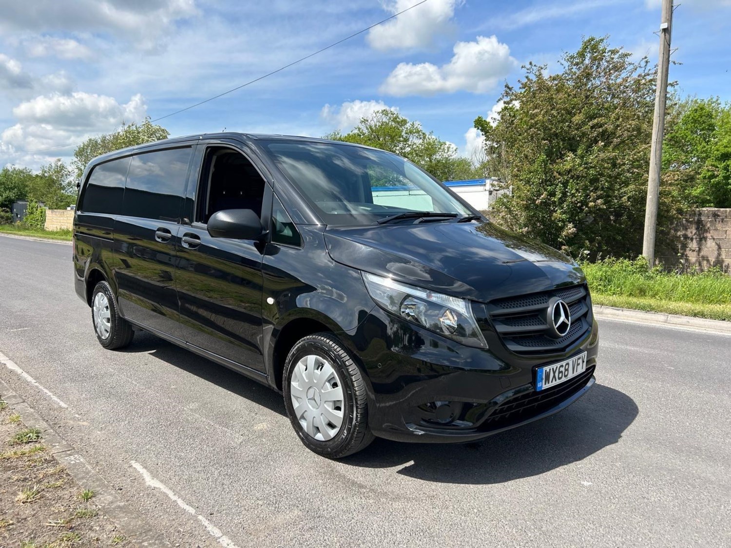 Mercedes-Benz Vito Listing Image