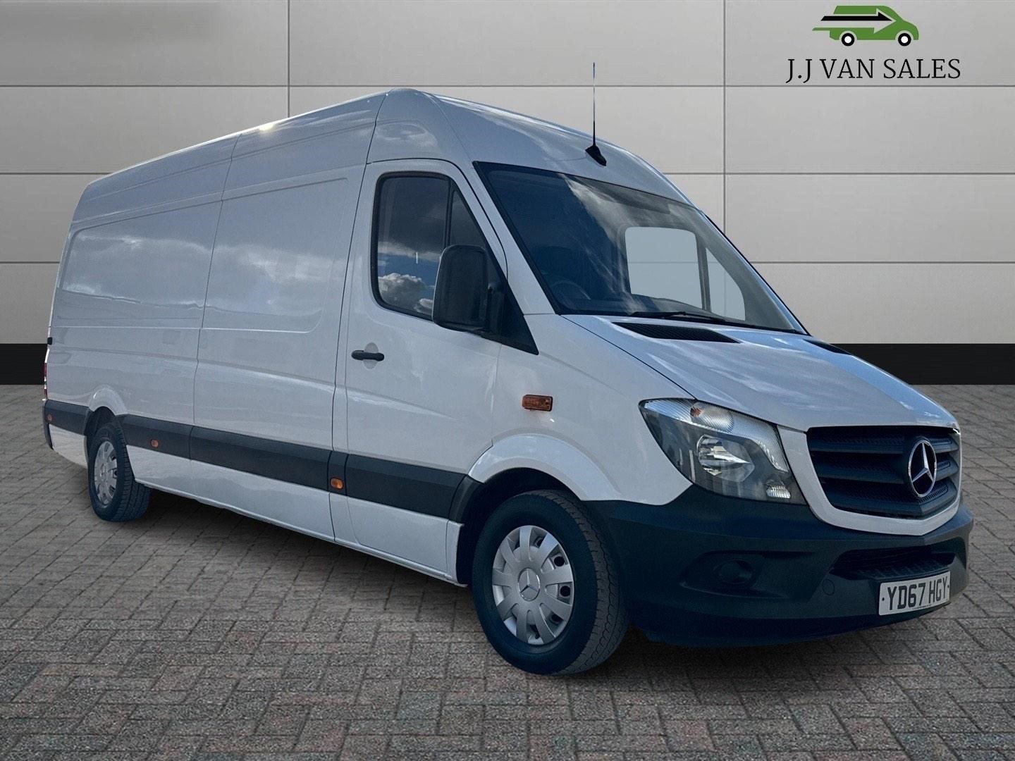 Mercedes-Benz Sprinter Listing Image