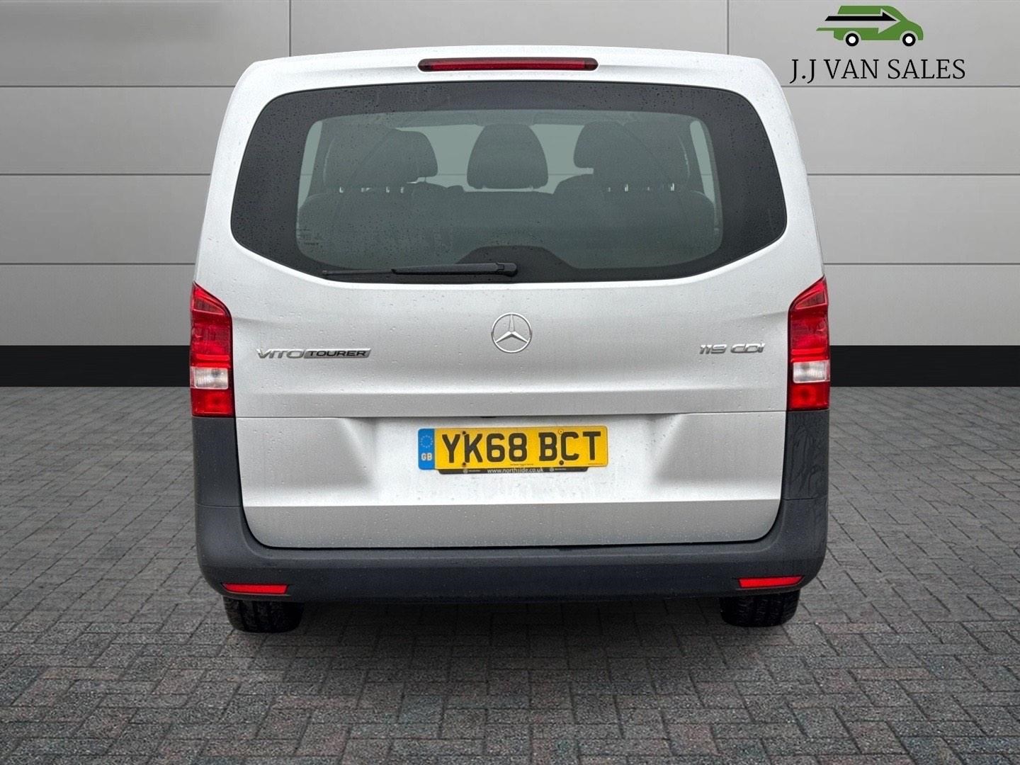 Mercedes-Benz Vito Listing Image