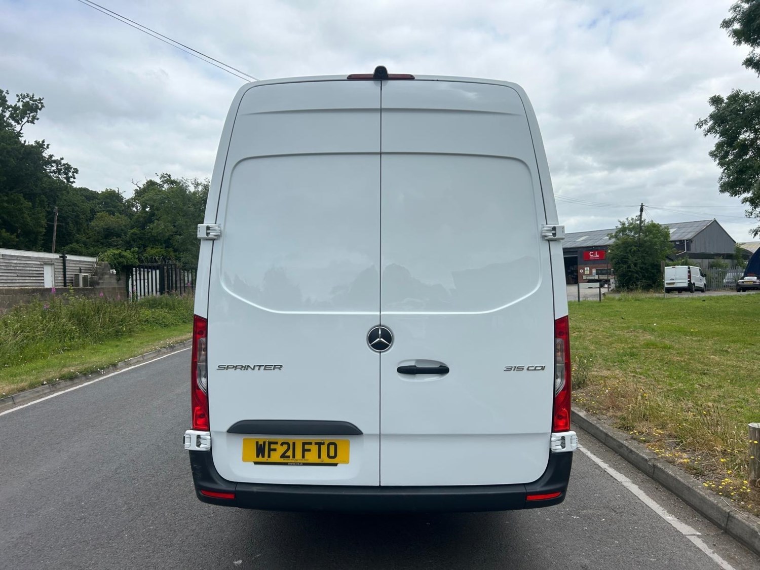 Mercedes-Benz Sprinter Listing Image