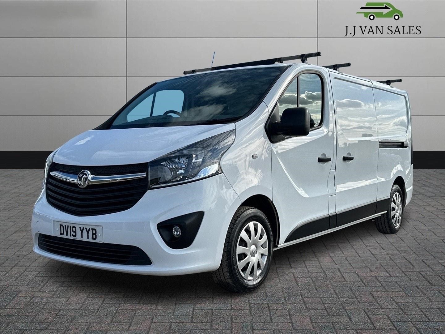 Vauxhall Vivaro Listing Image