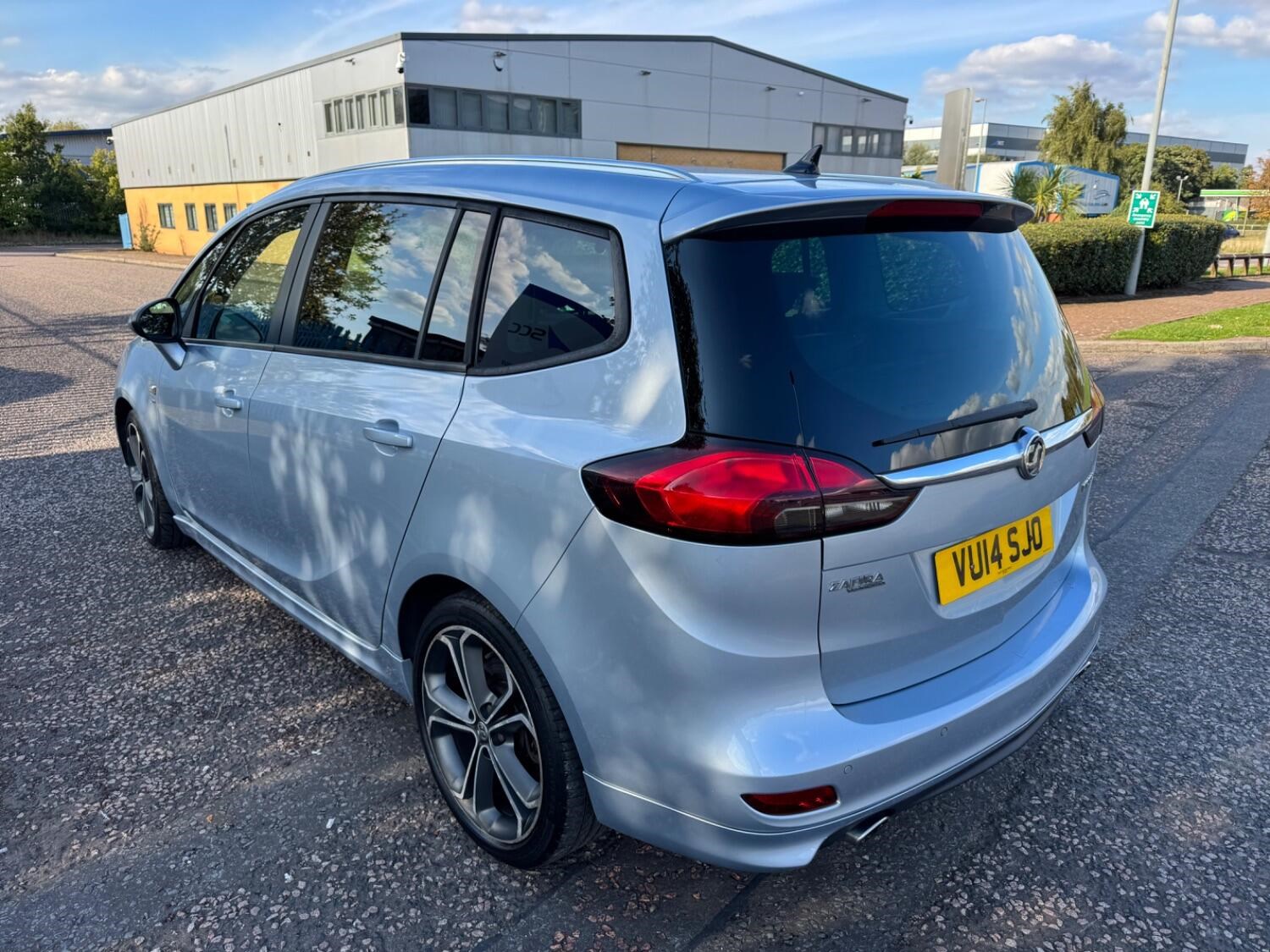 Vauxhall Zafira Tourer Listing Image