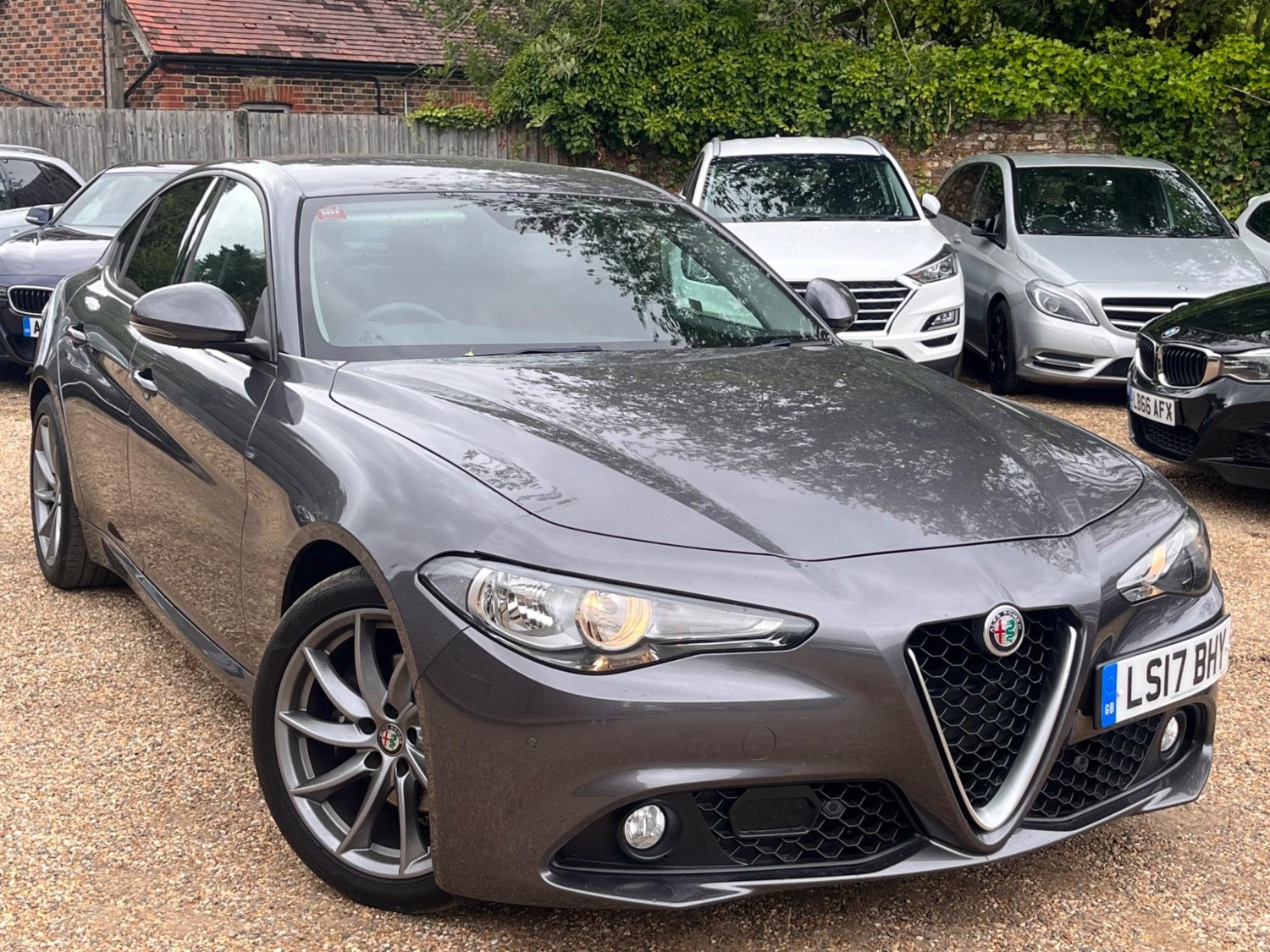 Alfa Romeo Giulia Listing Image