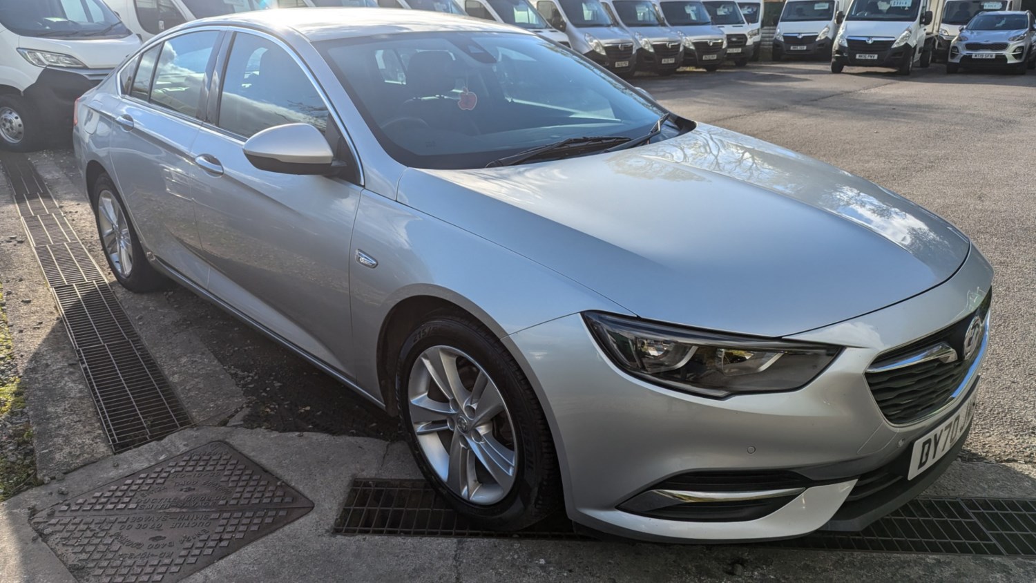 Vauxhall Insignia Listing Image