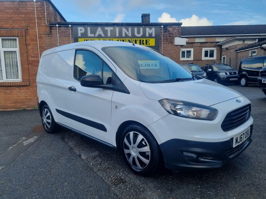 Ford Transit Courier Listing Image