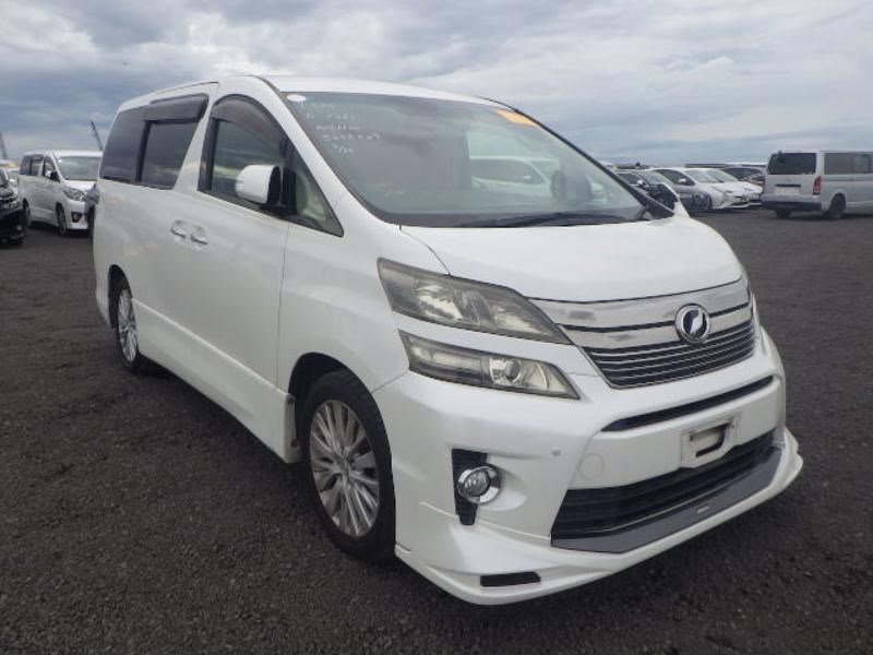 Toyota Vellfire Listing Image