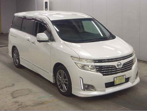 Nissan Elgrand Listing Image