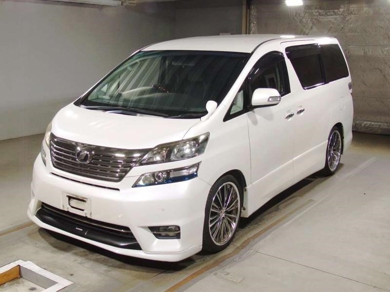 Toyota Vellfire Listing Image