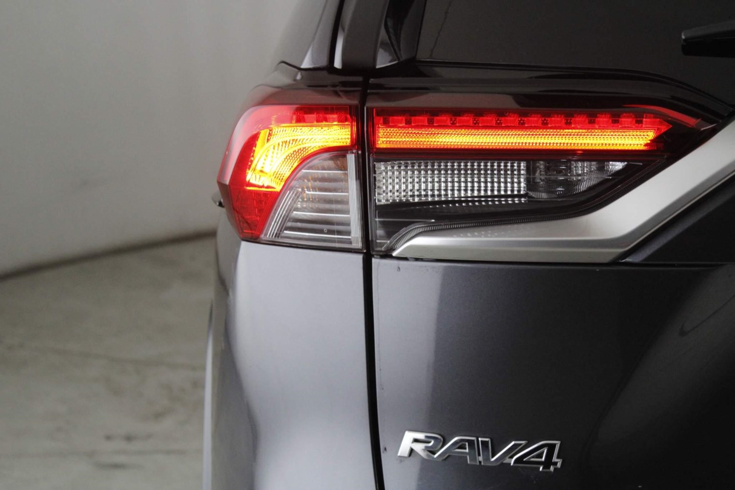 Toyota RAV4 Listing Image