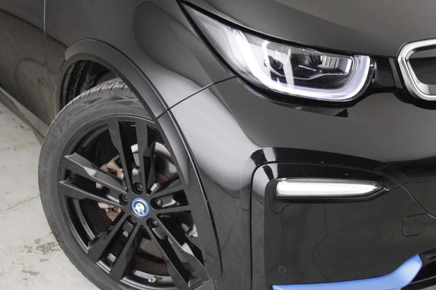 BMW i3 Listing Image