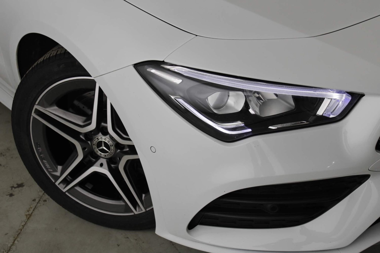 Mercedes-Benz CLA Listing Image